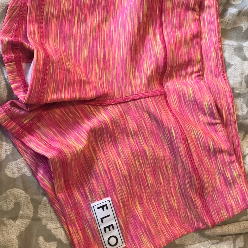 FLEO Shorts